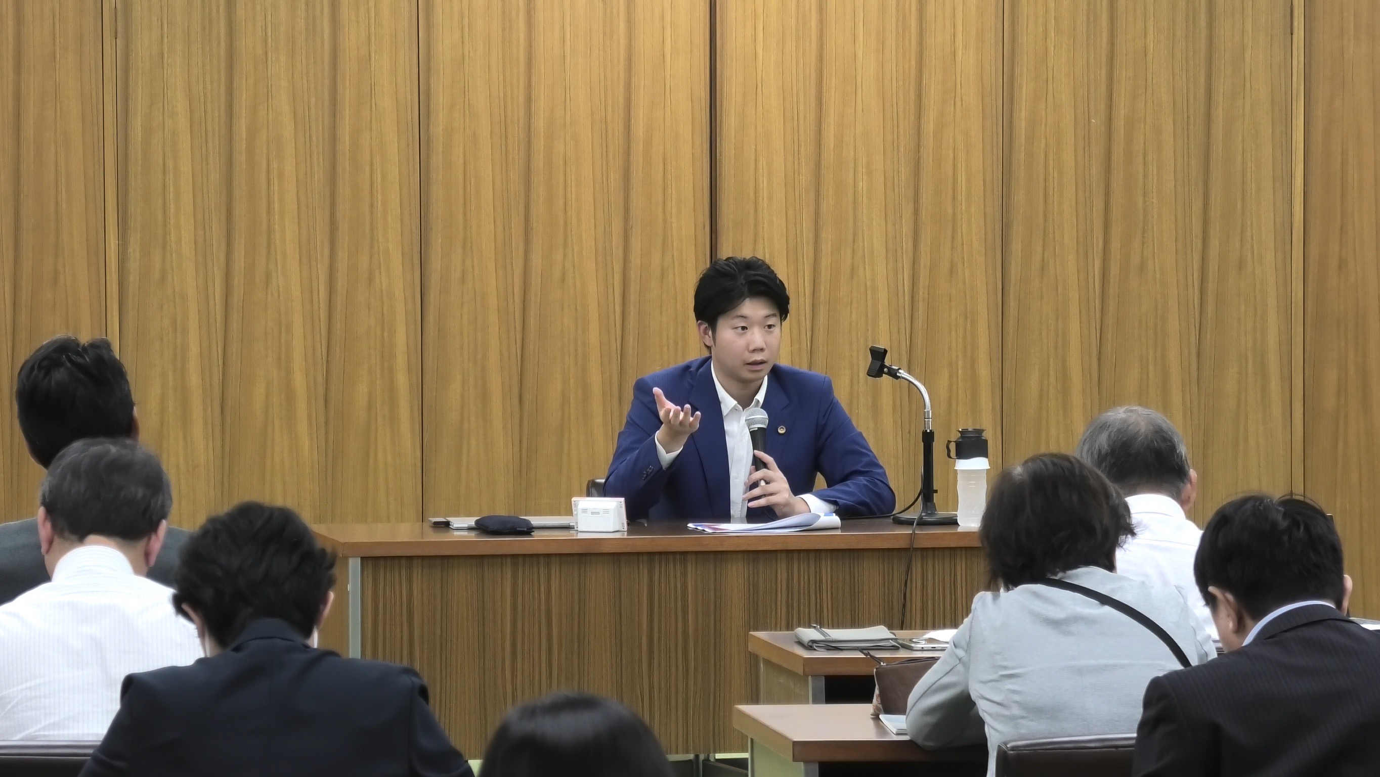 議員向け研修会